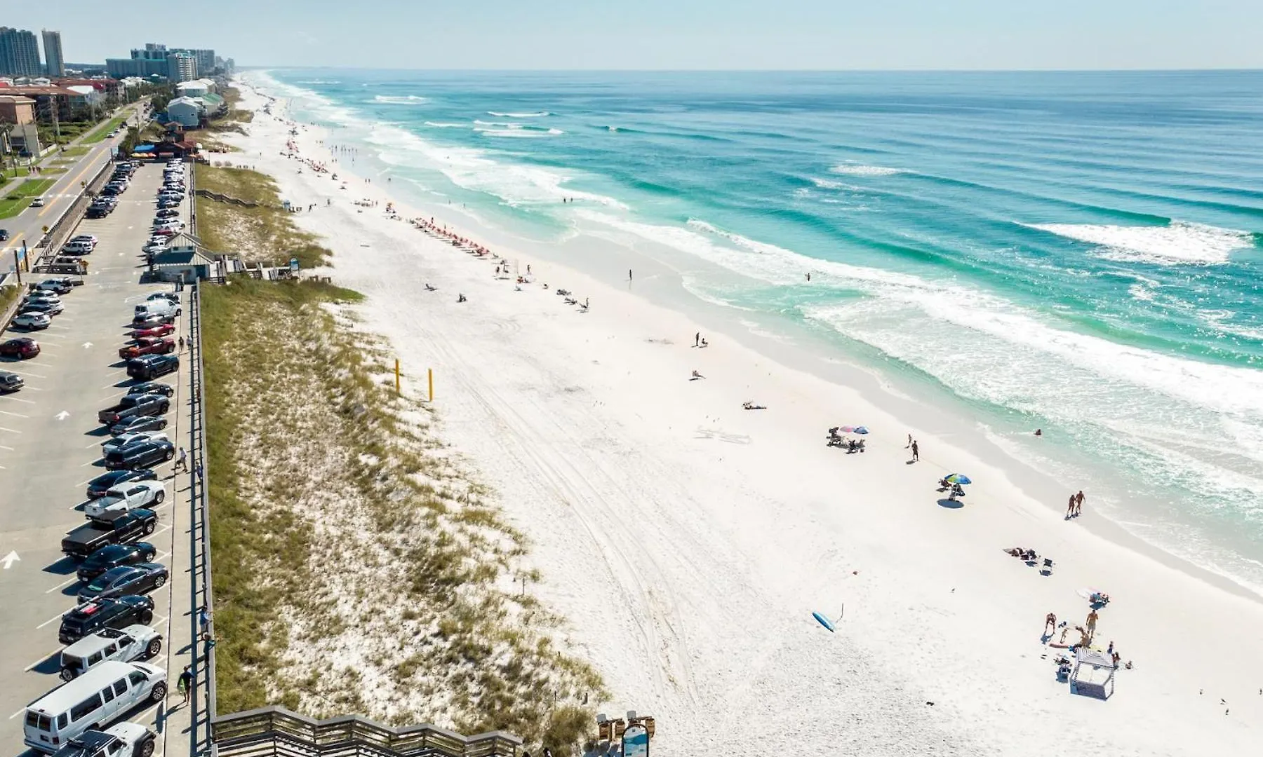 Sandprints A8- By Holiday Isle Properties Destin Apartment
