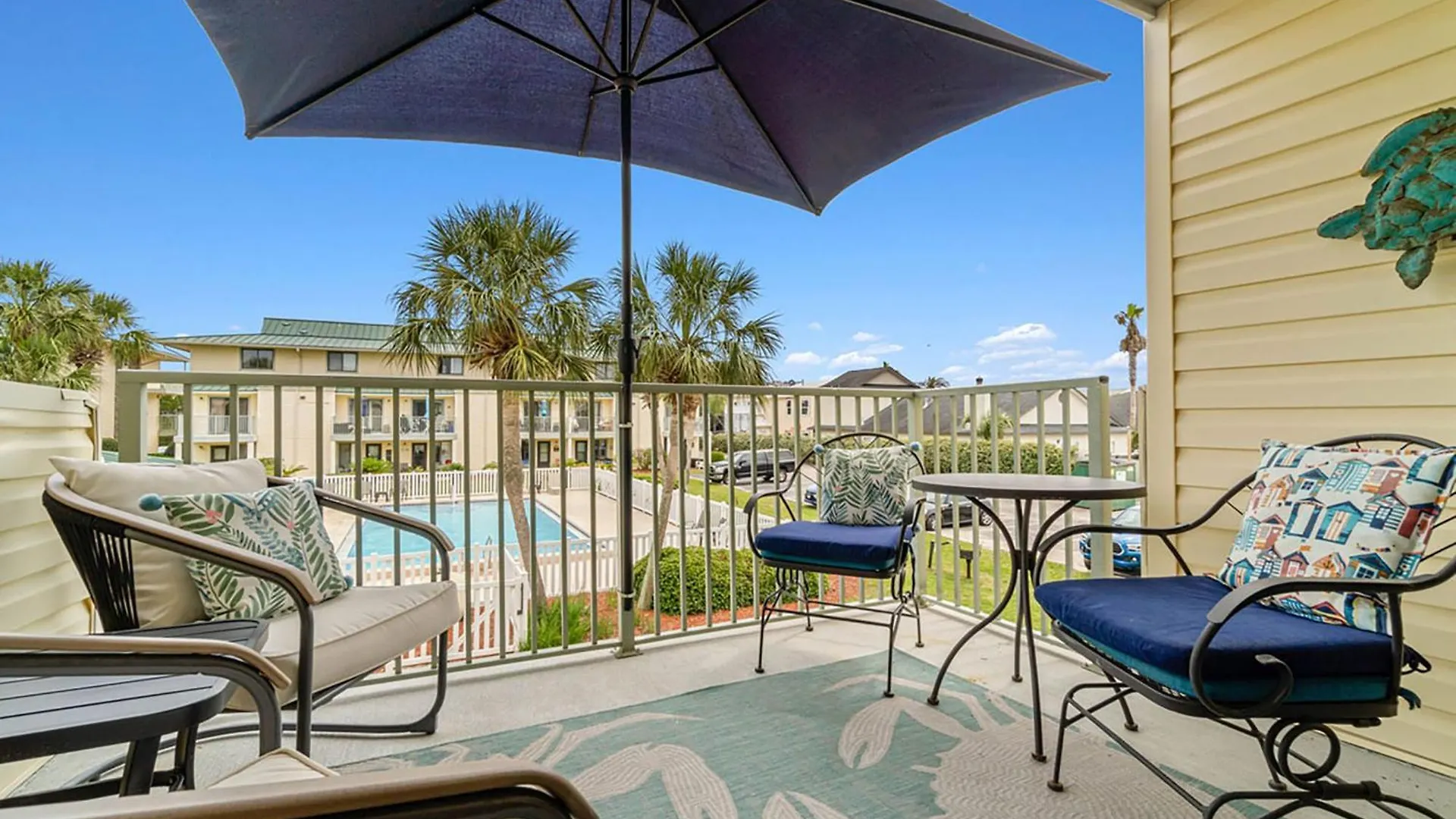 Apartment Sandprints A8- By Holiday Isle Properties Destin