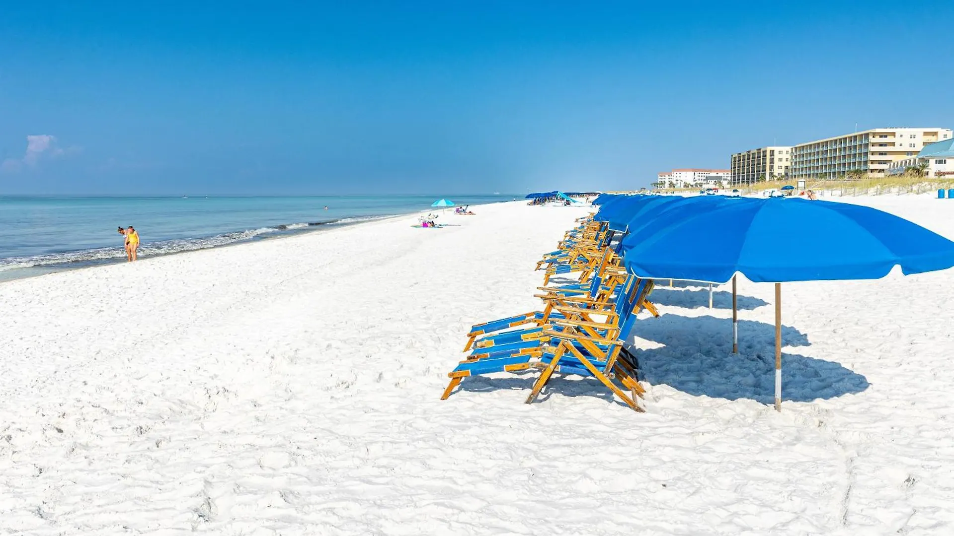 Sandprints A8- By Holiday Isle Properties Destin Apartment