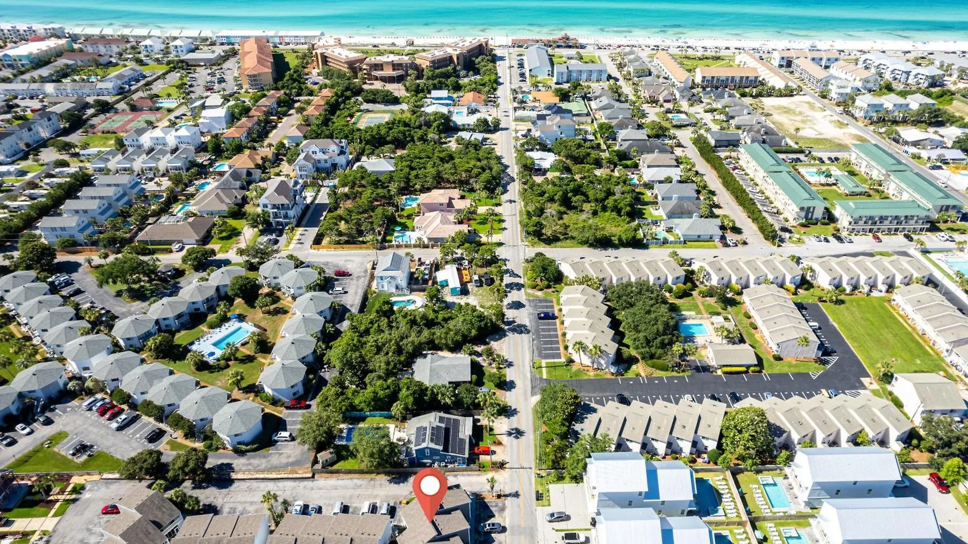 Apartment Sandprints A8- By Holiday Isle Properties Destin